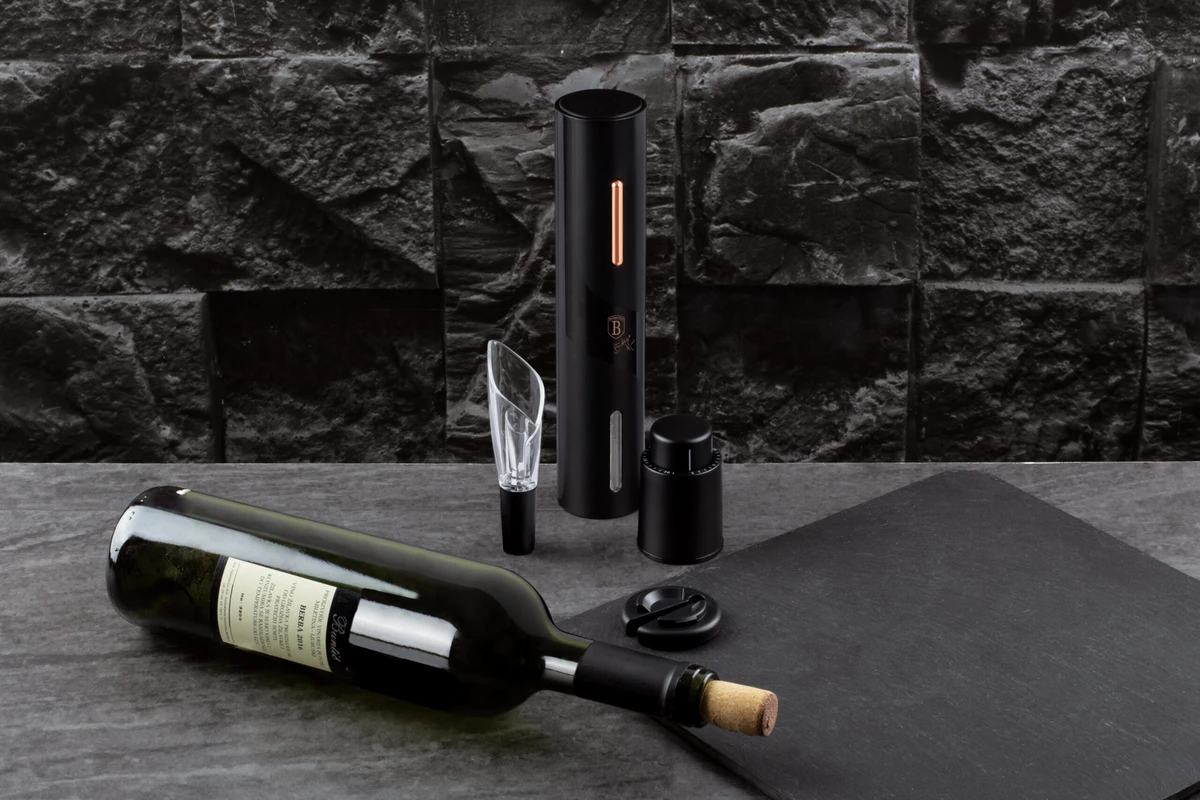 סט פותחן יין חשמלי 4-ב-1 KI-1010 Berlinger Ha – תמונה 4